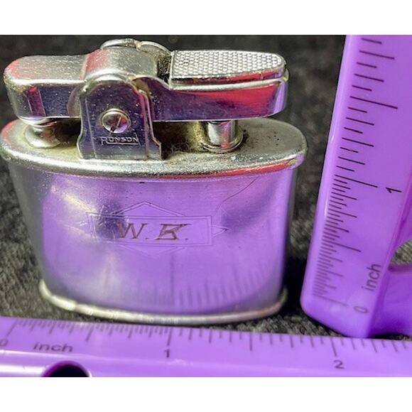 Vintage Ronson Standard Lighter Engraved W K - Picture 6 of 7